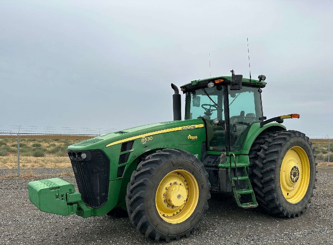 2008 John Deere 8530