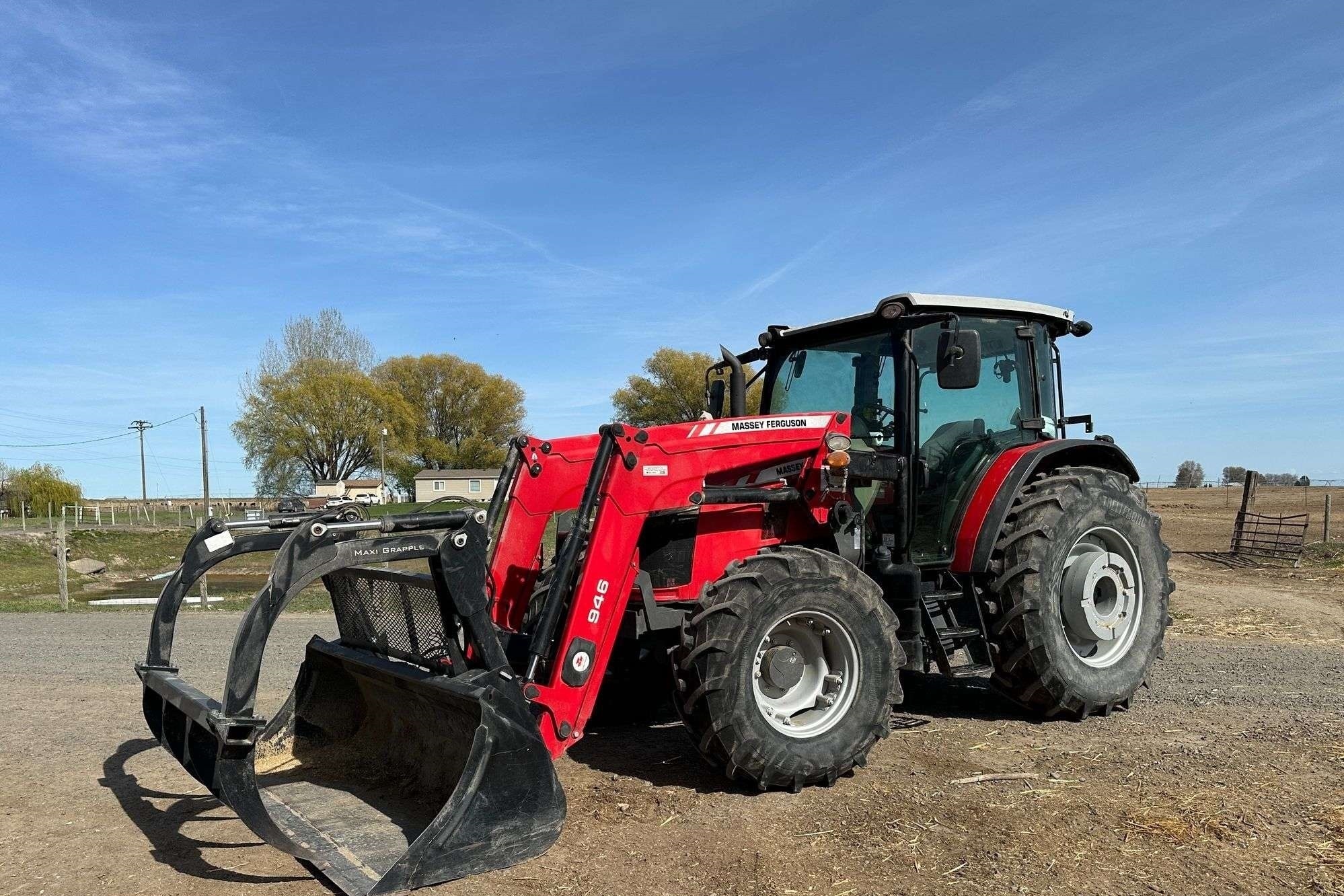 2017 Massey Ferguson 6713